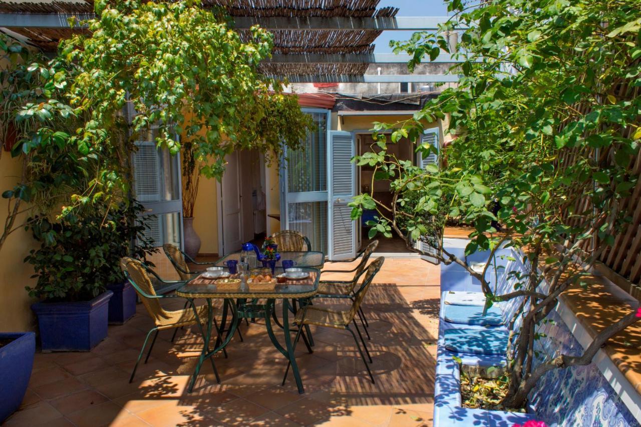 נאפולי Dimora Dei Giganti Apartment מראה חיצוני תמונה